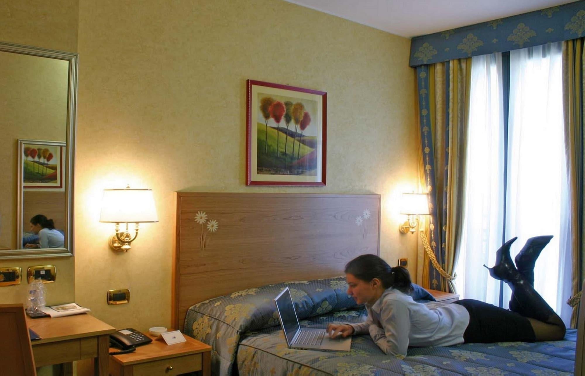 Boutique Hotel Dieci Milano Exteriör bild